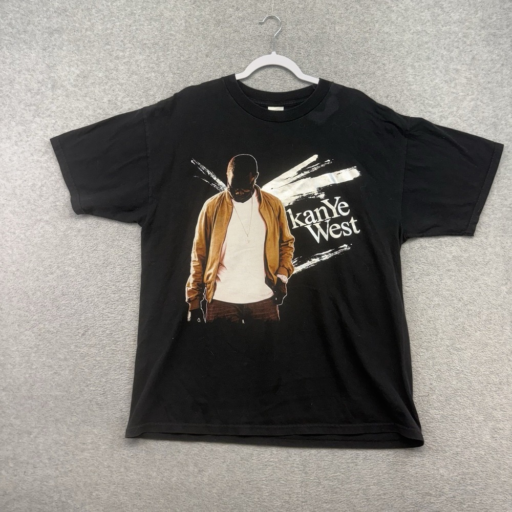 Kanye West Rap Face Graphic Tour 2005 Y2k USA Tennessee Riv Black T-Shirt Men XL